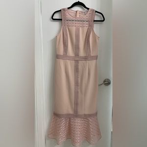 Chelsea 28 Lace Detail Sleeveless Midi Mermaid Dress Smoky Pink Size M